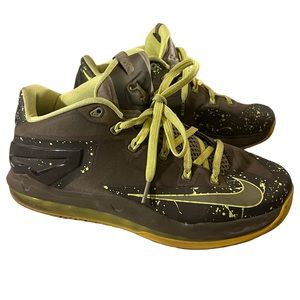 Nike LeBron James XI 11 Low Max Green Volt Men Basketball Shoes Dunkman 9.5